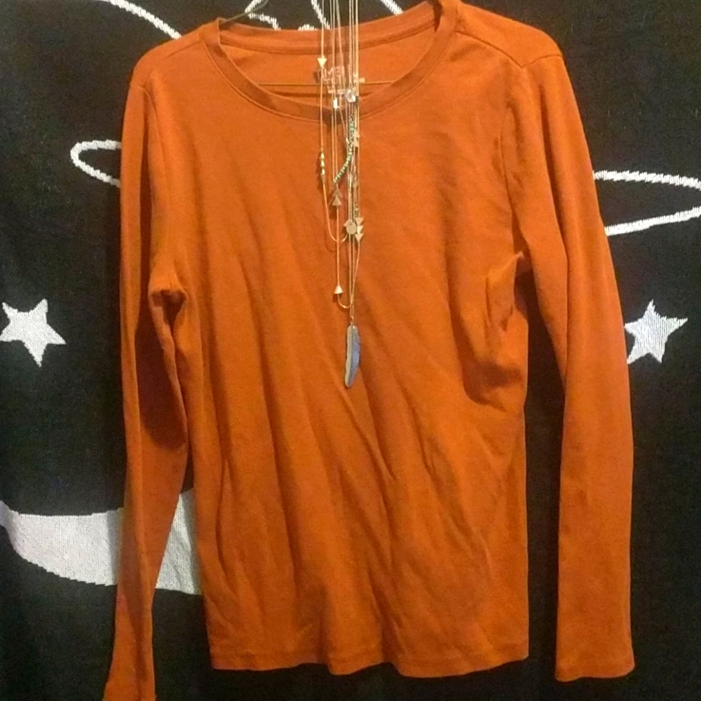 Time and Tru ribbed long sleeve shirt